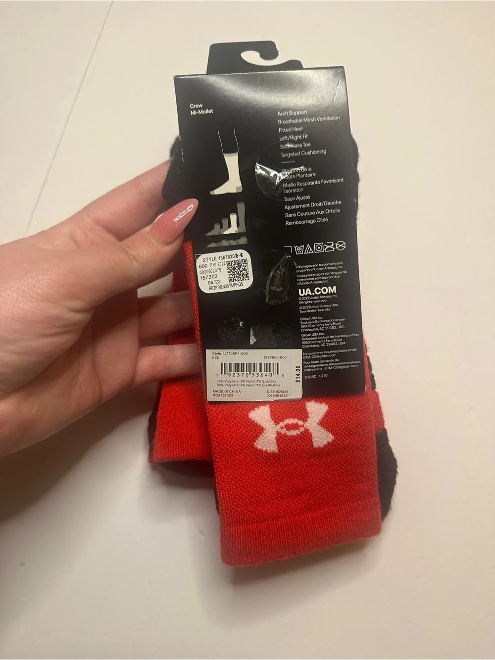 2 pairs of Under Armour UA Team Cushioned Crew Socks 8-13